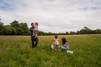 Family in Draycote Meadows Steven Cheshire