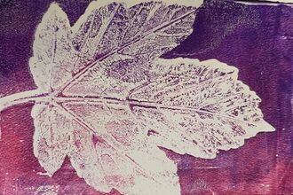 Gel place print of a leaf 